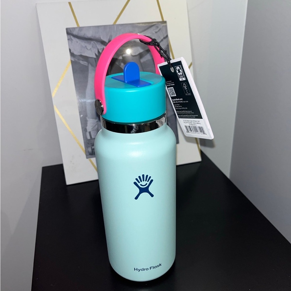 Polar plunge limited edition
NWT